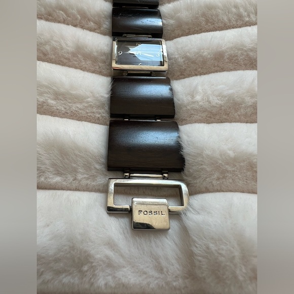 Fossil Watch - Picture 8 of 9